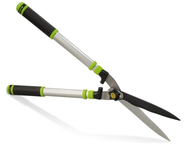 Hedge shears with telescopic aluminium twist-release tubular handles