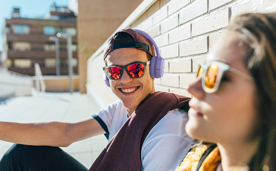 JBL Tune 670NC Wireless Headphones - Image 10