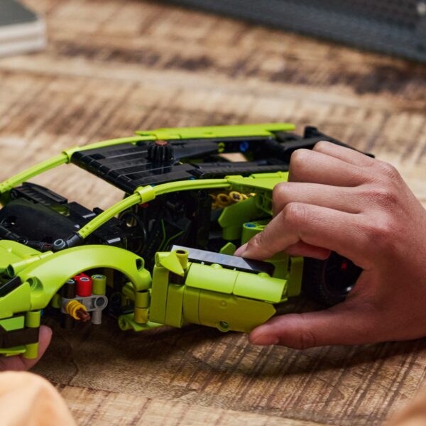 42161 LEGO® Technic Lamborghini Huracán Tecnica - Image 5