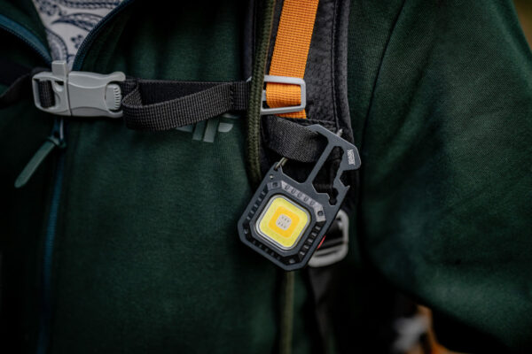Newell Lunar Multitool LED + tripod - Image 16