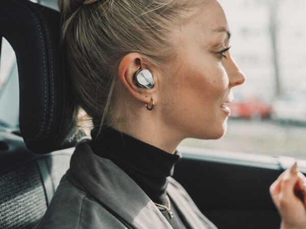 Technics wireless earbuds EAH-AZ80E-S, silver - Image 4