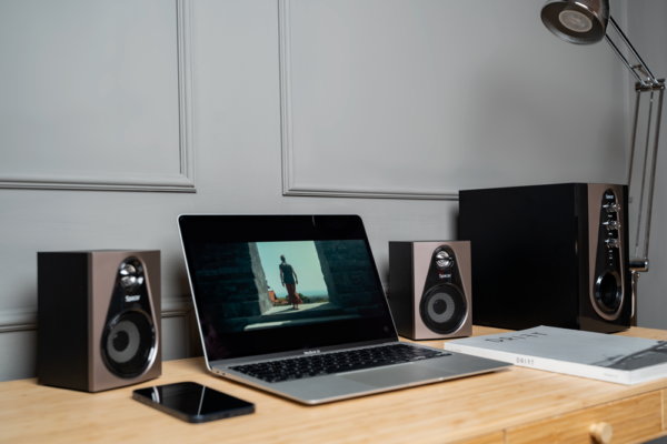 BOXE SPACER 2.1, RMS: 30W (2 x 5W + 20W), bluetooth telecomanda wireless, control volum, bass, treble, subwoofer lemn MDF, radio FM, USB stick, card SD,220V, RCA, "SPSK-21BT-PARIS" (timbru verde 4.00 lei) - Image 6