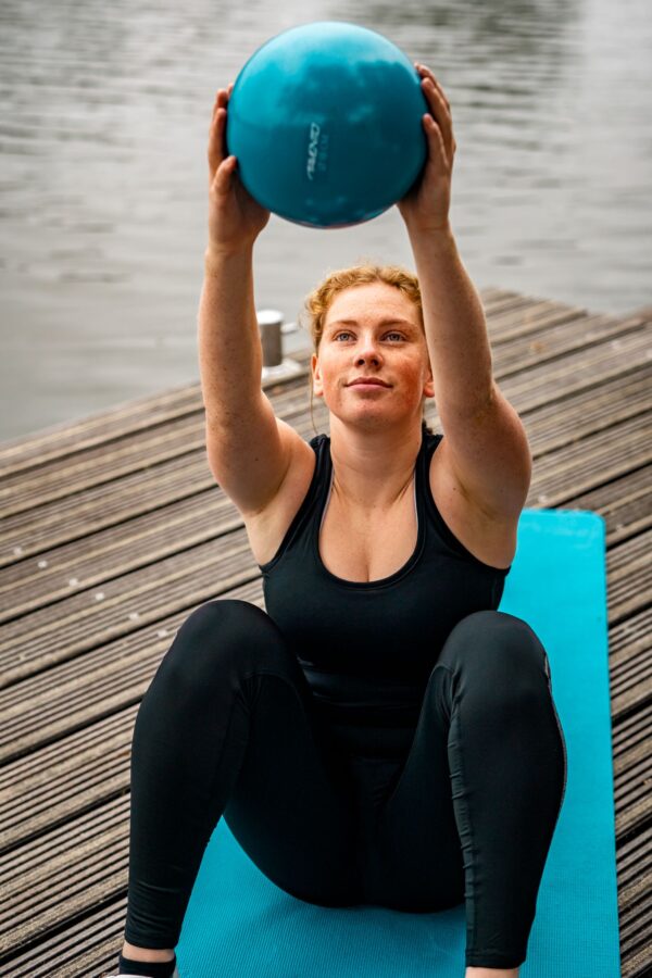 Yoga ball 18cm AVENTO 42OJ