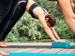 Yoga Mat AVENTO 42MC BKG Print Neoprene 180x60x0,6cm Black