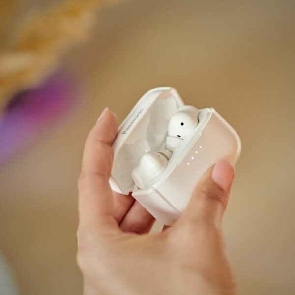 Panasonic wireless earbuds RZ-B210WDE-K, white - Image 2