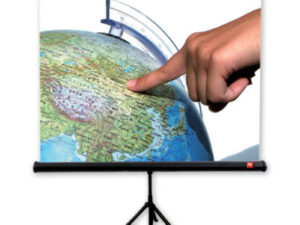 Avtek Tripod Standard 200 projection screen 1:1