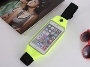 Mocco Sport Bag for Activities window Phone 6.2" with Hole for Headphones