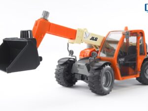 BRUDER tractor with telescopic handler, 02140