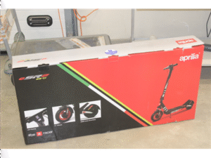 SALE OUT.  | Aprilia | E-SR2 EVO | Electric Scooter | 500 W | 25 km/h | 10 " | Black/Red | USED AS DEMO | 20 month(s)