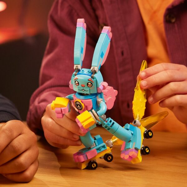 LEGO® DREAMZzz™: Izzie and Bunchu the Bunny (71453) - Image 4