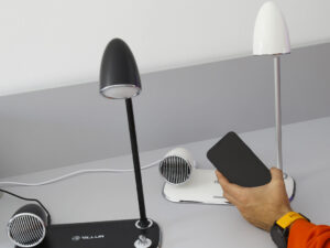 Tellur Nostalgia Wireless Desk Charger, Bluetooth Speaker, Desk Lamp white