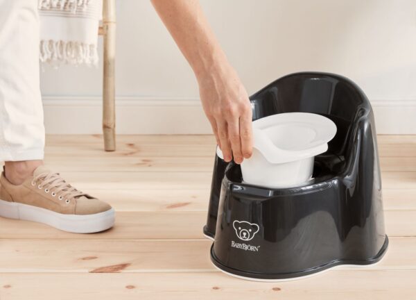 BABYBJÖRN potty chair , Black/white, 055256 - Image 2