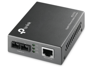 MEDIA CONVERTOR TP-LINK RJ45 1000M la fibra SC single-mode 1000M, Full-duplex, pana la 15Km, montabil in sasiu "MC210CS"