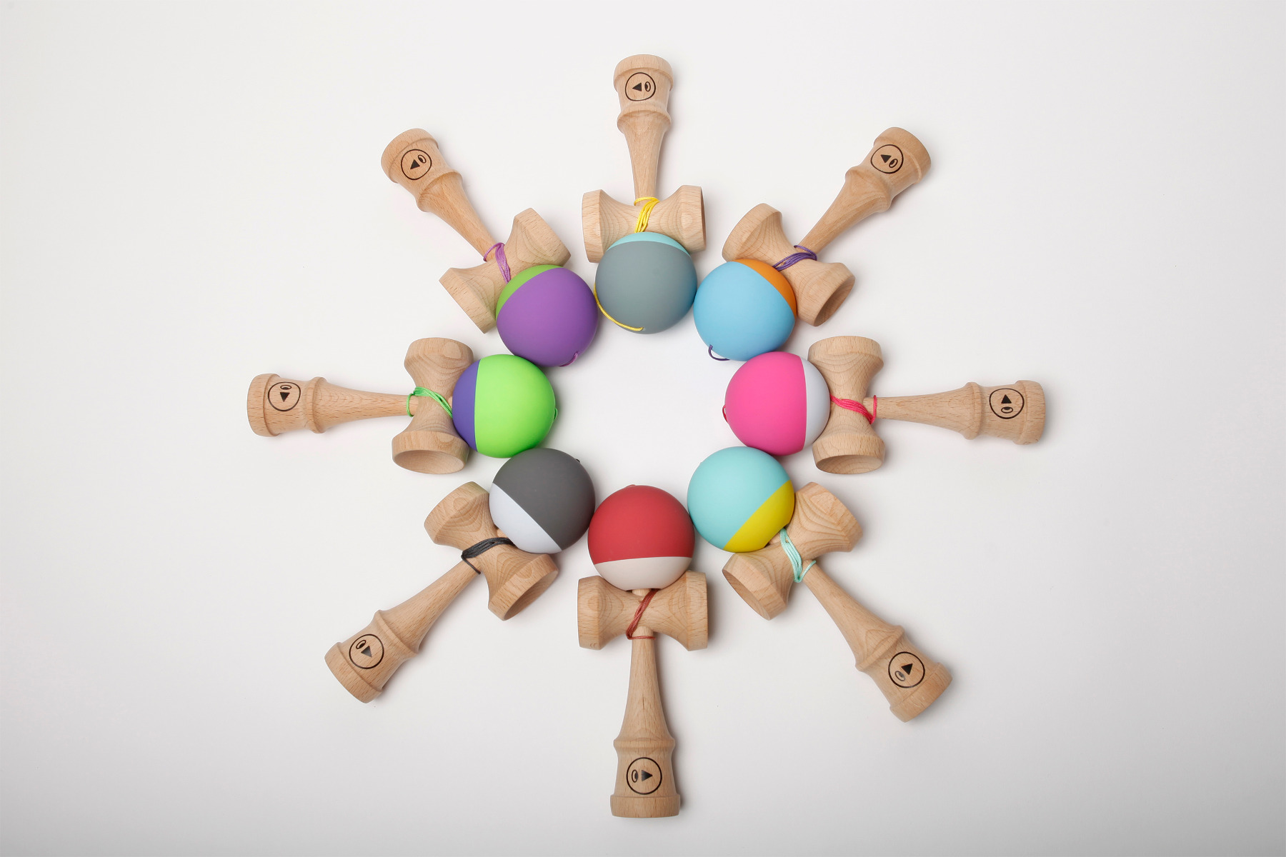 Kendama Play Grip II Blue Banana 18.5cm - Image 2