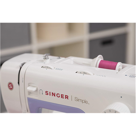 Singer | Sewing Machine | Simple 3232 | Number of stitches 32 | Number of buttonholes 1 | White - Image 5