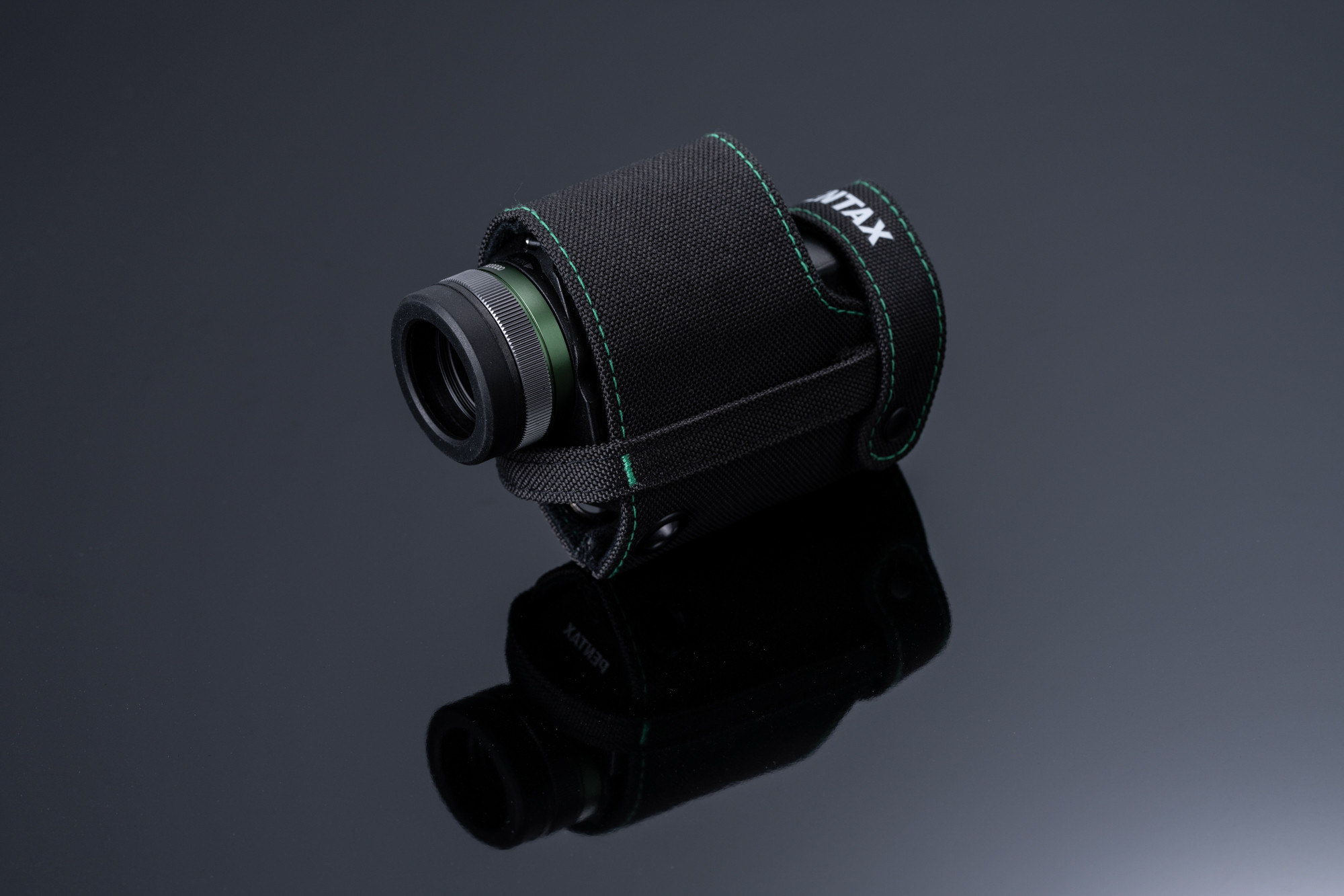 Pentax monocular VM 6x21 WP Complete Kit - Image 2