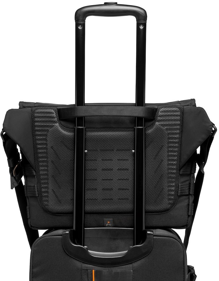 Lowepro õlakott ProTactic MG 160 AW II, must - Image 6
