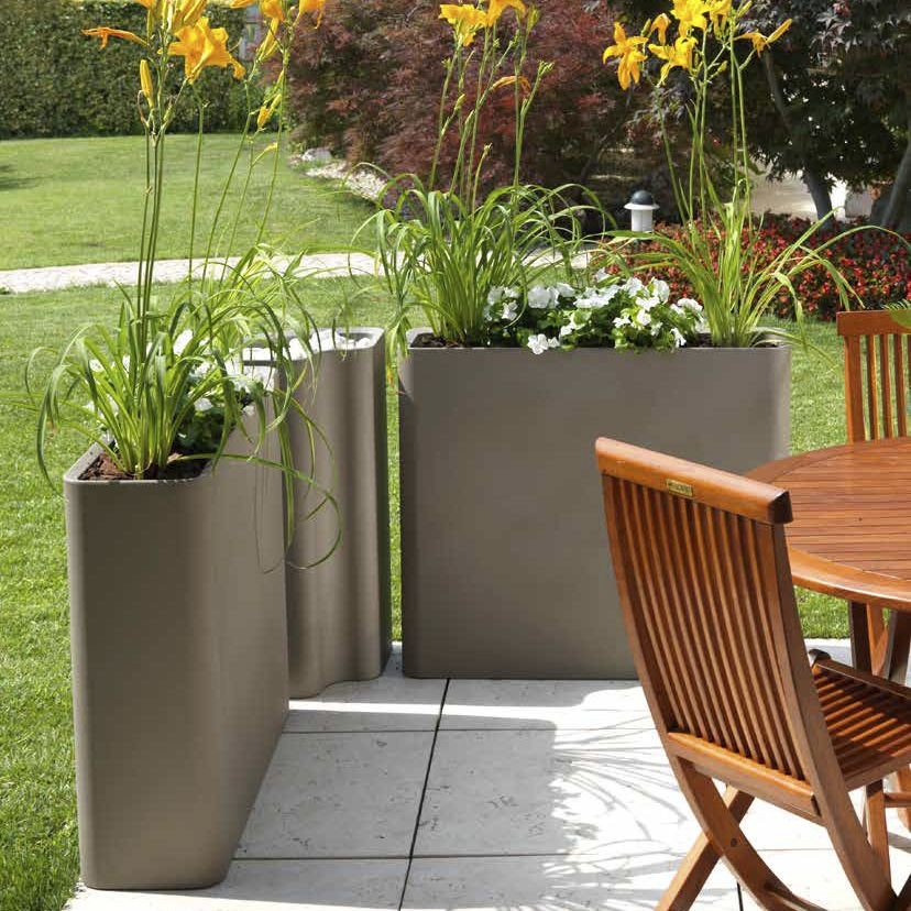 Plant Pot CORNER 39cm x 39cm x h78, beton - Image 2